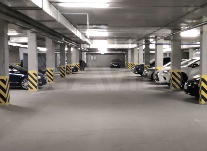 Машиноместо, 16 м²