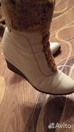 Продаю сапоги зимние женские