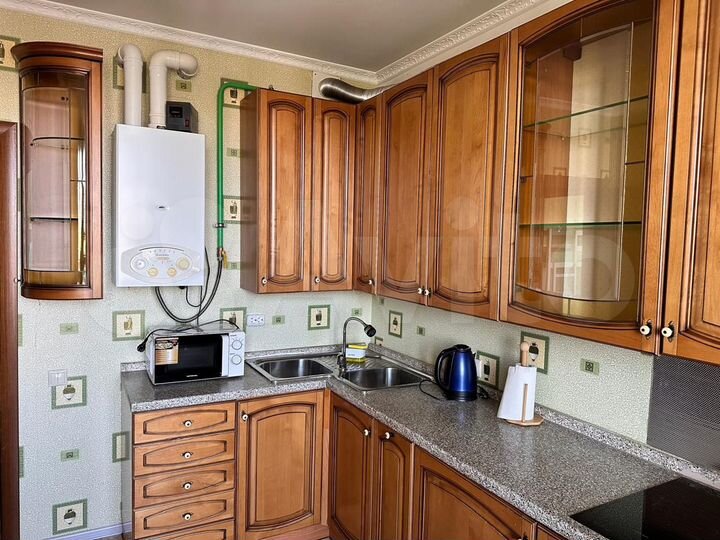 1-к. квартира, 40 м², 9/9 эт.