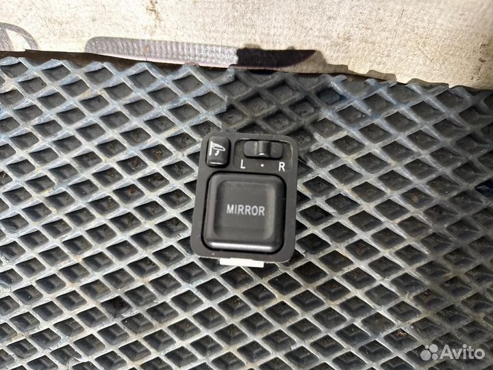 Блок управления зеркалами Honda Cr-V RD7 K24A 2006