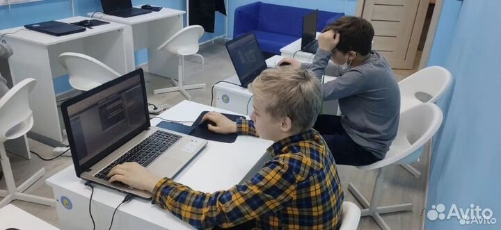 Продаю кружек программирования и робототехники