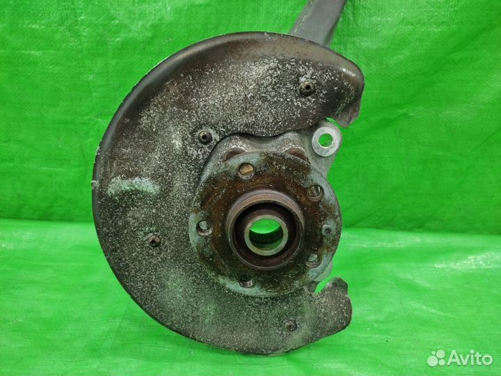 Поворотный кулак лев. перед. Audi Q5