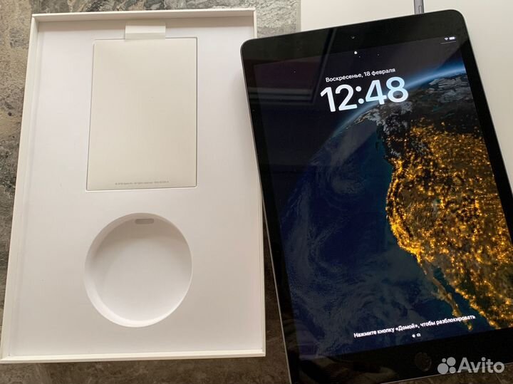 iPad с клавиатурой Logitech