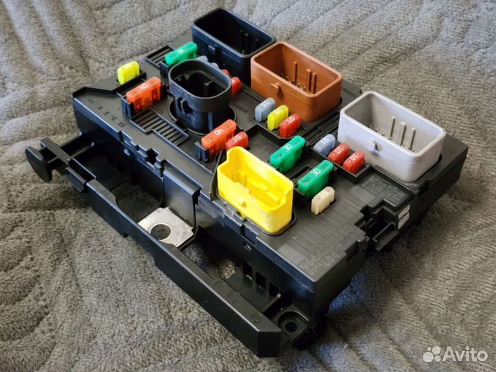 Электрический блок BSM L04-00 Peugeot Citroen