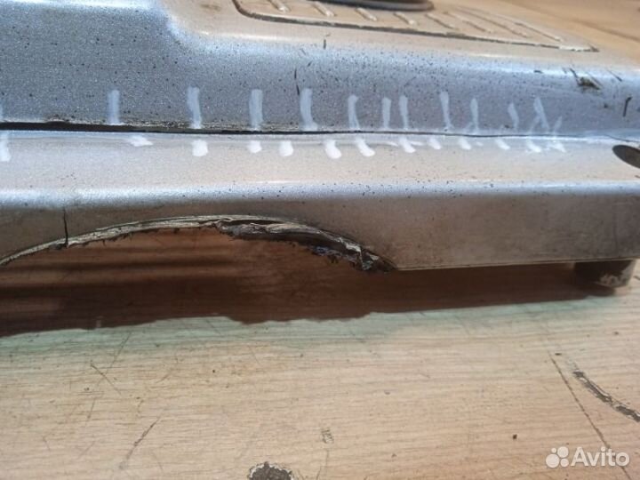 Крышка двигателя Lexus Rx300 1 поколение 3.0 1999