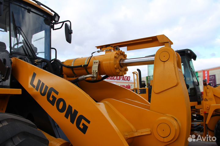 Фронтальный погрузчик LiuGong CLG855H, 2023