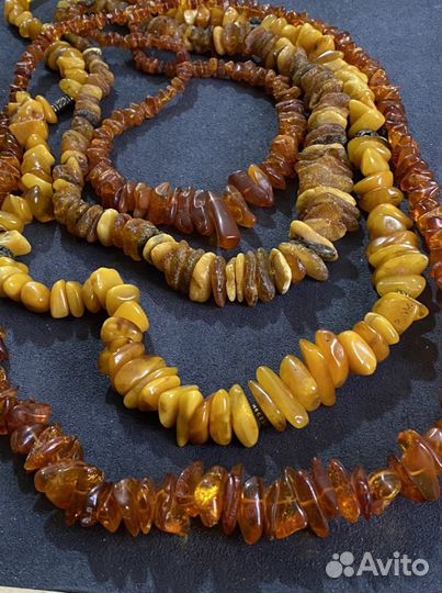 Янтарные украшения
