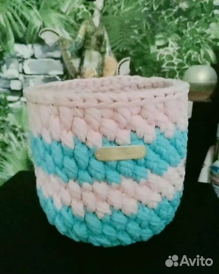 Корзина интерьерная