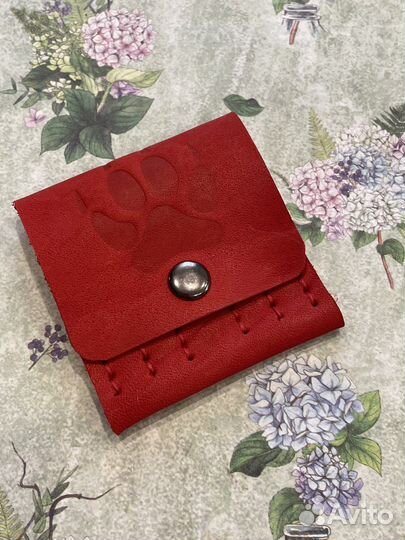 Игольница из натуральной кожи