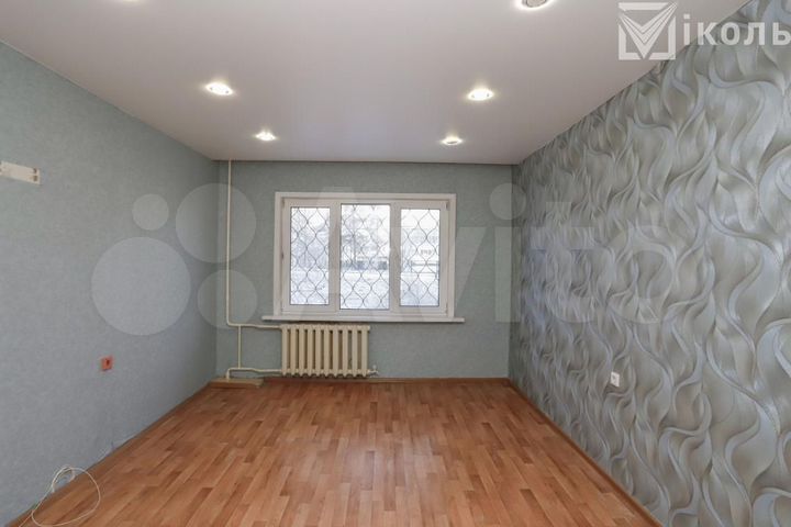 2-к. квартира, 56 м², 1/10 эт.