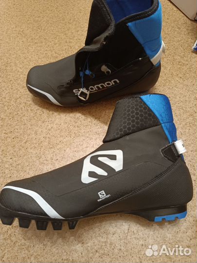 Лыжные ботинки salomon новые