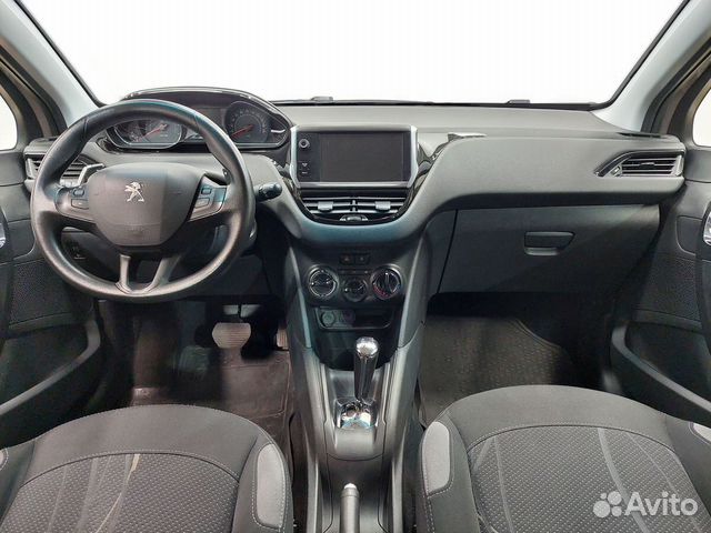 Peugeot 208 1.2 AMT, 2014, 122 308 км объявление продам