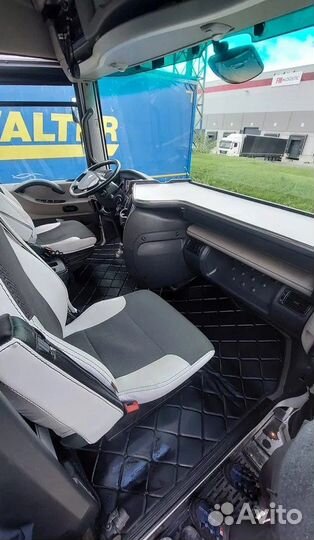 Renault Magnum, 2011