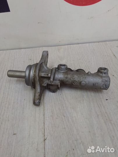 Главный тормозной цилиндр гтц Volkswagen polo 5