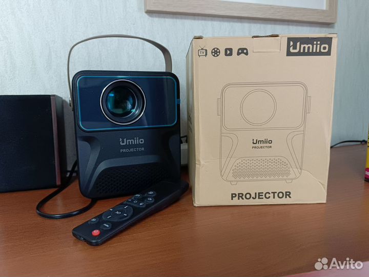 Umiio Проектор Full HD Android TV, черный