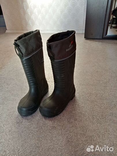 Резиновые сапоги