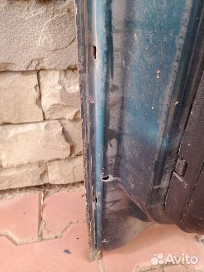 Дверь передняя правая Volkswagen Passat B4