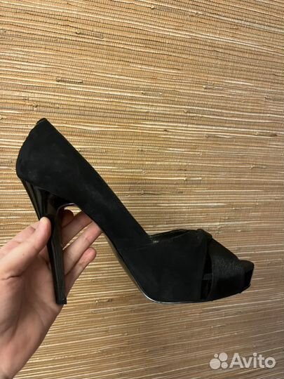 Туфли черные высокий каблук 38 р