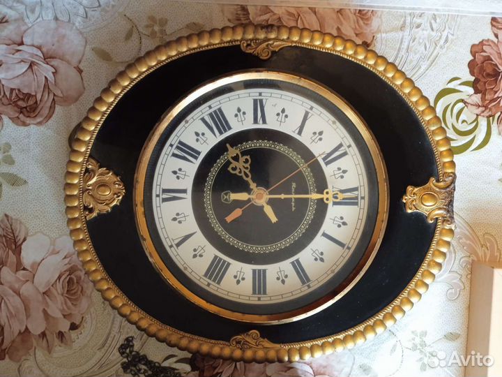 Часы настенные СССР Янтарь