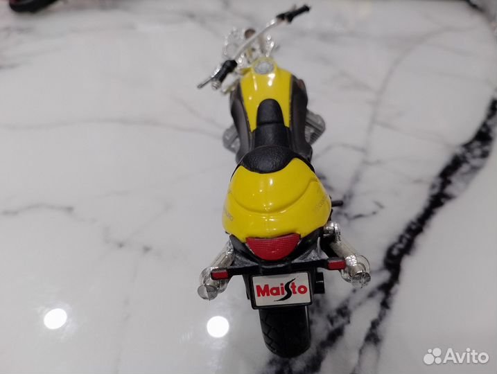 Moto Guzzi Centauro V10