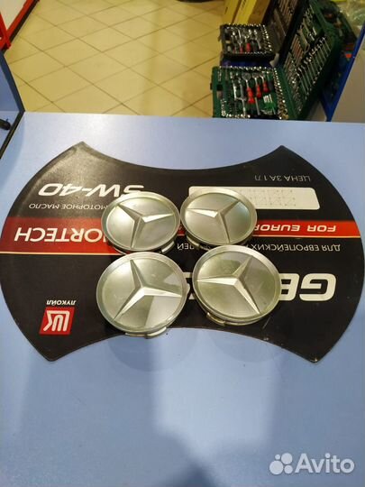 Колпачок литого диска Mercedes-Benz