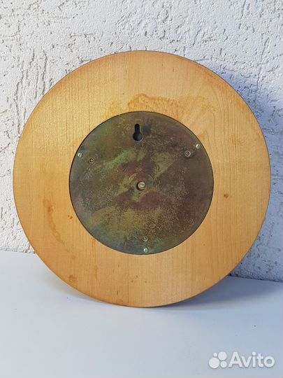 Барометр анероид старинный с термометром