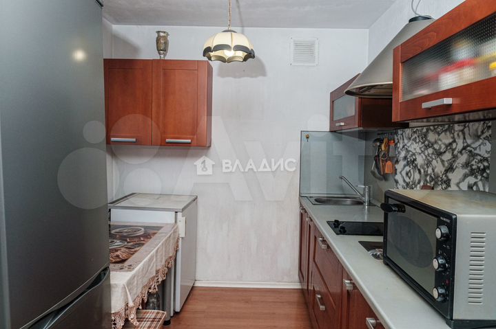 2-к. квартира, 42 м², 4/4 эт.