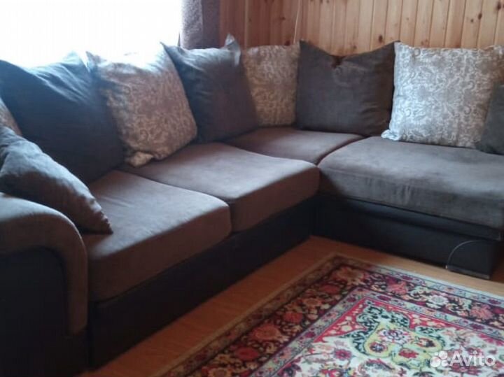 Диван угловой б/у