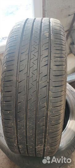 Goodyear EfficientGrip Performance SUV 225/55 R19