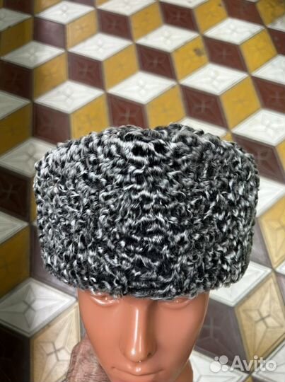 Шапка ушанка каракуль