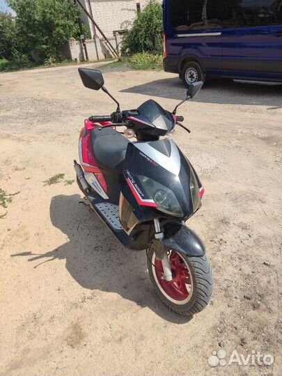 Скутер Vortex 50(72)