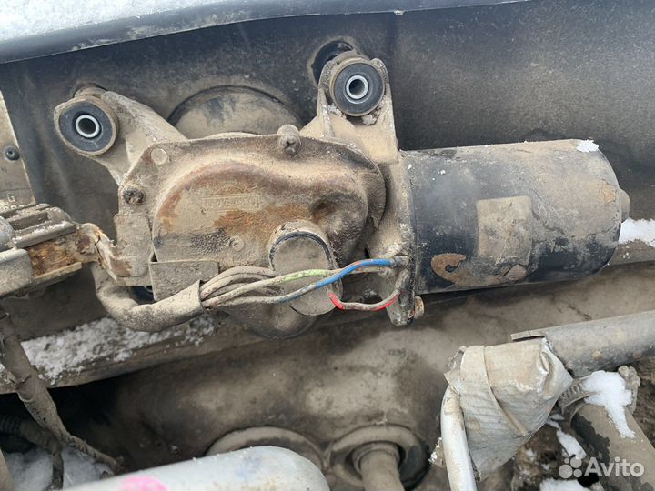 Трапеция дворников моторчик nissan maxima a32