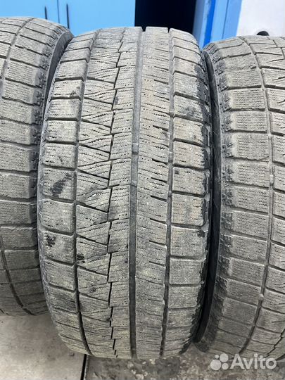 Bridgestone Blizzak Revo GZ 215/50 R17 91S