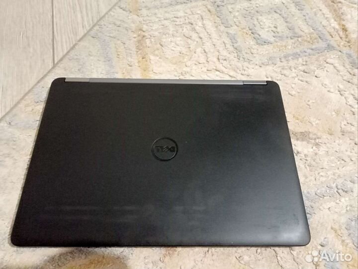 Ноутбук Dell ультрабук i5 /8/256 Full HD