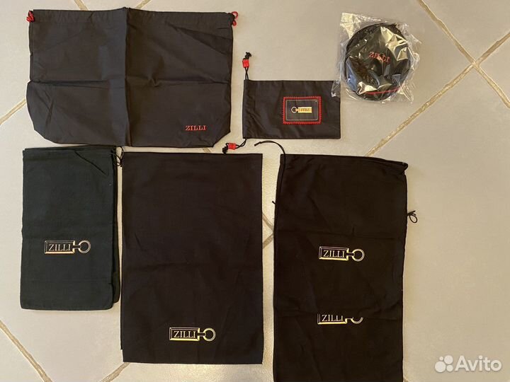 Чехлы (кофры) Zilli, вешалки и др