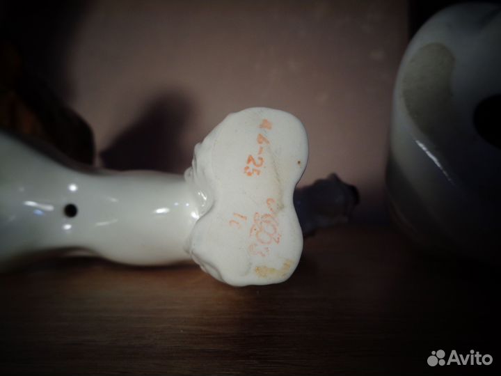 Бульдог лфз фарфоровая статуэтка