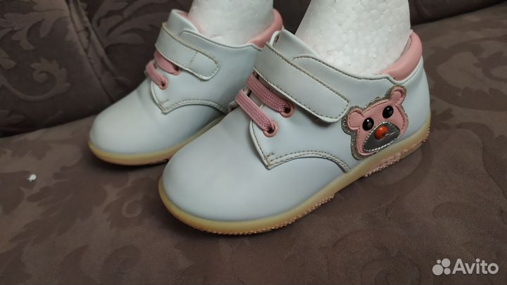 Ботинки детские 23