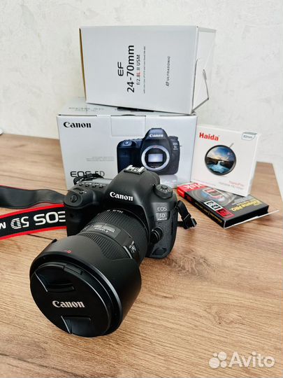 Новый комплект Canon EOS 5D Mark IV Body