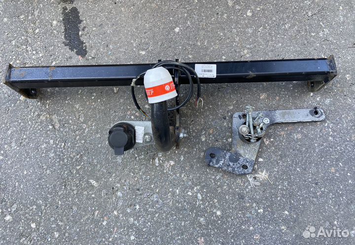 Фаркоп на renault kaptur