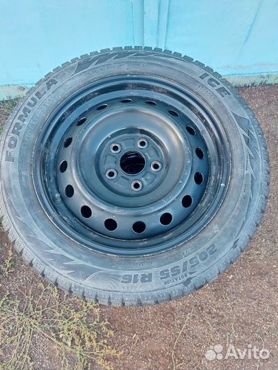 R16 Pirelli Formula Ice 205/55, PCD 5x114.3 DIA 60.1