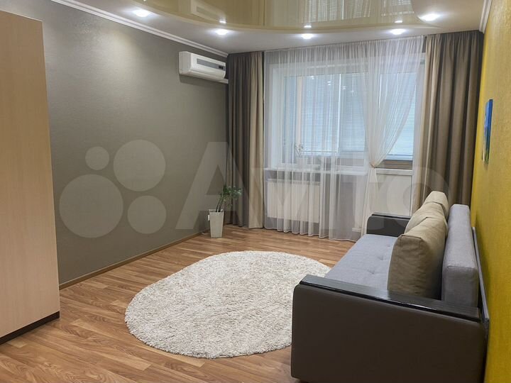2-к. квартира, 54 м², 5/10 эт.