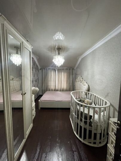 2-к. квартира, 60 м², 6/6 эт.