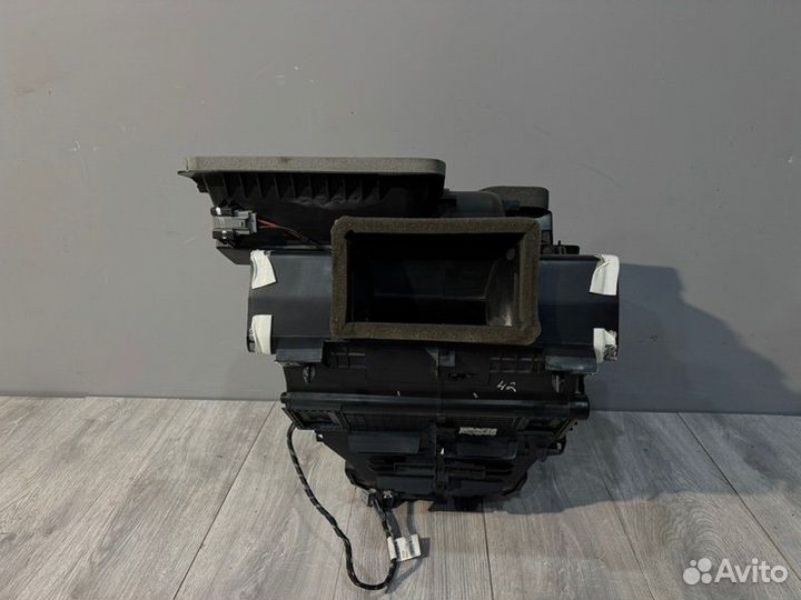 Корпус отопителя LADA Vesta H4M429 2021