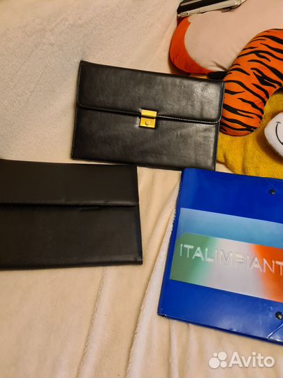 Папки для документов бу и ежедневники