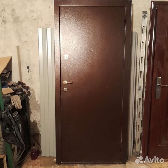 Дверь входная бу