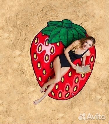 Покрывало пляжное клубничка, новое