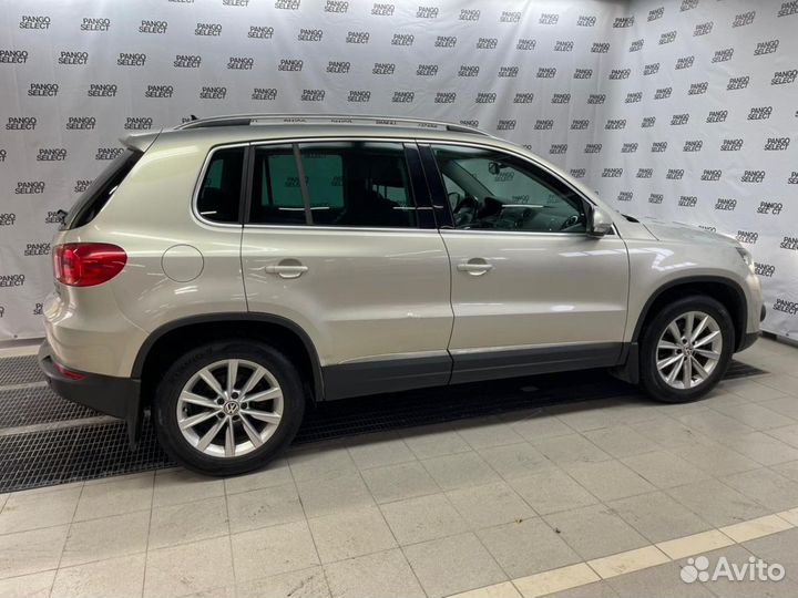 Volkswagen Tiguan 2.0 AT, 2011, 256 001 км