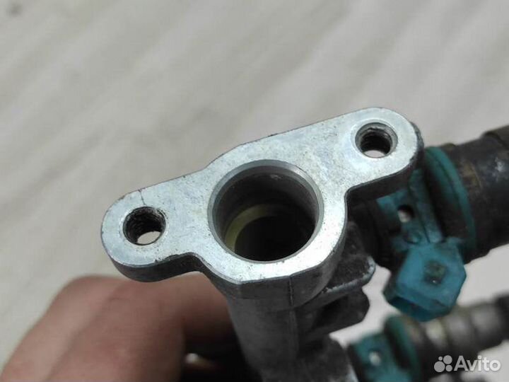 Рейка топливная рампа (в сборе) Mitsubishi Galant