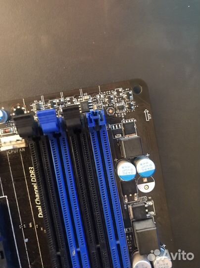 Материнская плата MSI 970A-G43 на запчати/ремонт