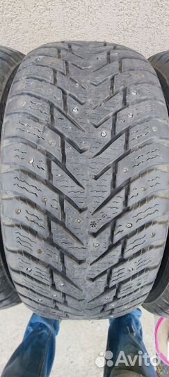 Nokian Tyres Hakkapeliitta 8 SUV 235/60 R18 107T